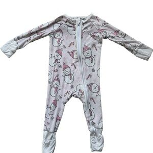 Caden Lane Bamboo Pink and White Snowman Snuggles Kids Footie, 0-3 Months